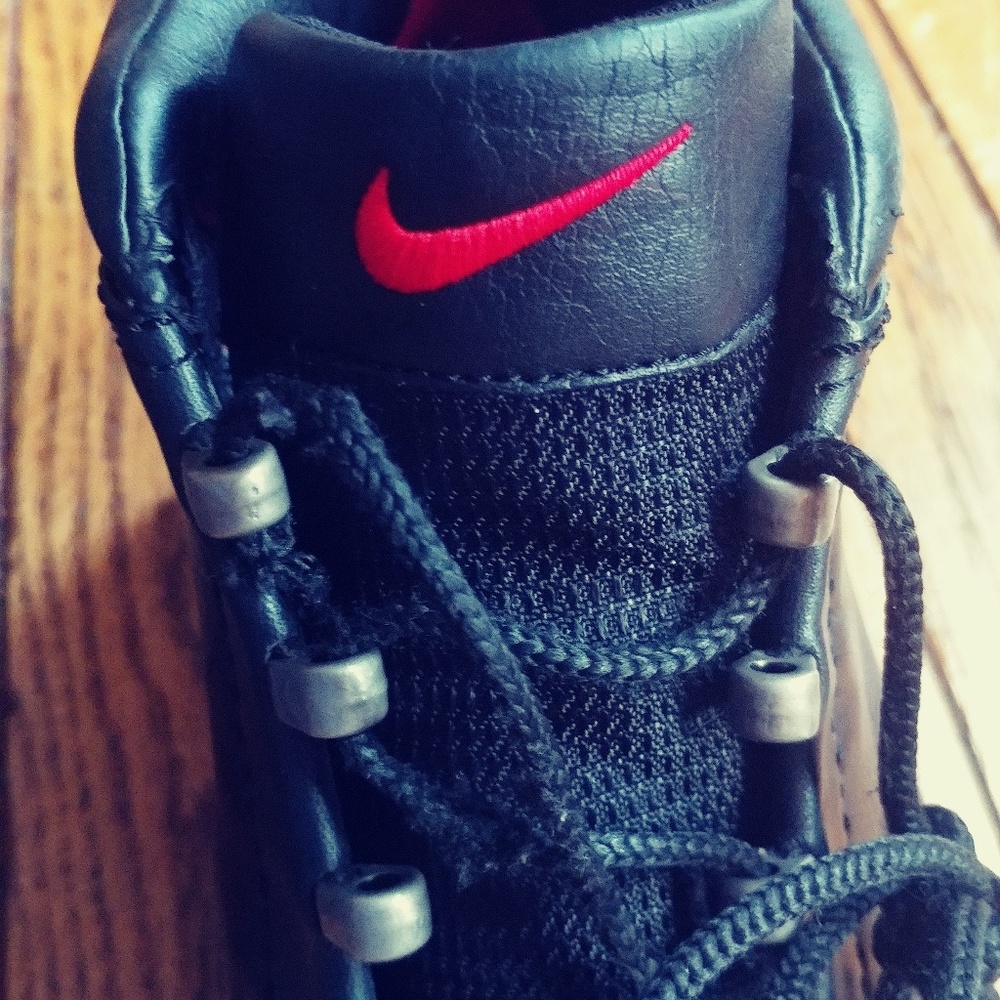 Used Nike Air max boots.